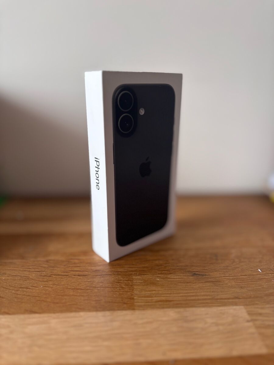 Iphone 17 256GB нов, черен - € 800,00 - Vendora.bg