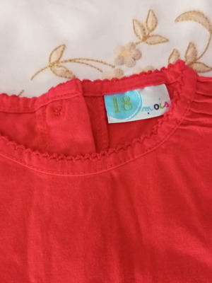 Baby blouse size 18M