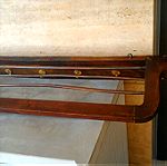  Κρεμάστρα- καπελιέρα ξύλινη, μεσοπολέμου με 6 γάντζους. Μήκος 1 μέτρο, πλάτος 23 εκατοστά