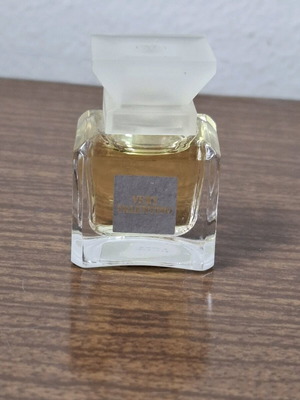 Very Valentino Eau De Toilette Pour Homme μεταχειρισμένο, 0.15 Oz μινιατούρα