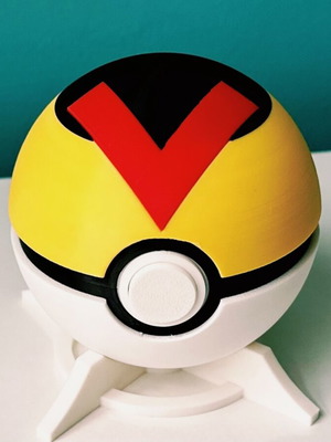 Level Ball Pokeball Nintendo Switch Cartridge Holder like new