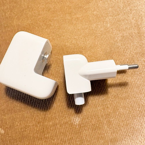 Apple plug head used, original
