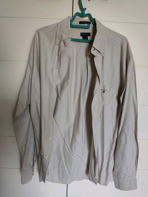 Branded dress shirts like new, pack of 12, sizes XL & XXL