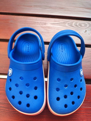 Crocs παιδικά C9 μπλε μεταχειρισμένα