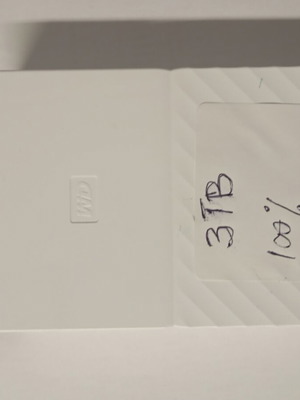 WD mobile data hard drive 3 TB