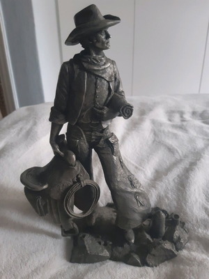 The Wrangler Pewter statue by Jim Ponter like new