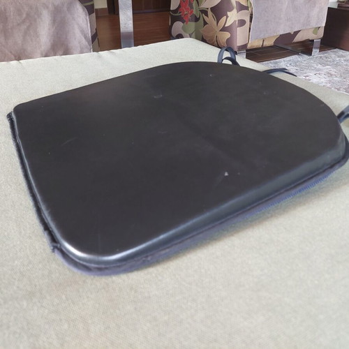 Lumbar pillow like new