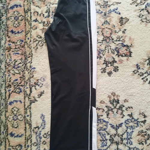 Puma sportswear like new, black and white, size S