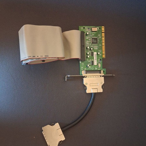 Adaptec AVA-2904 PCI SCSI Controller card like new with cables