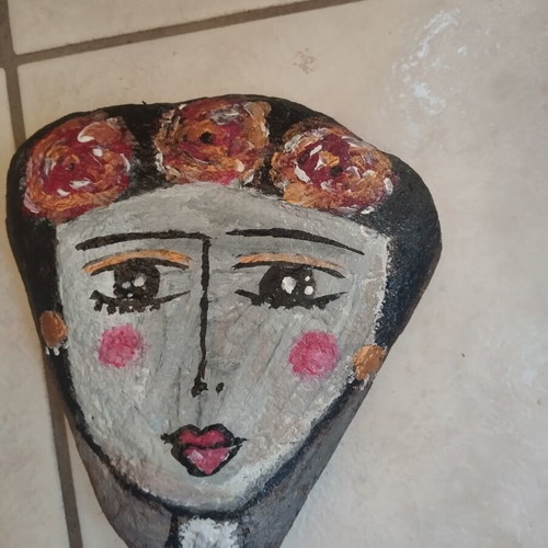 Frida painted stones set of 2 used