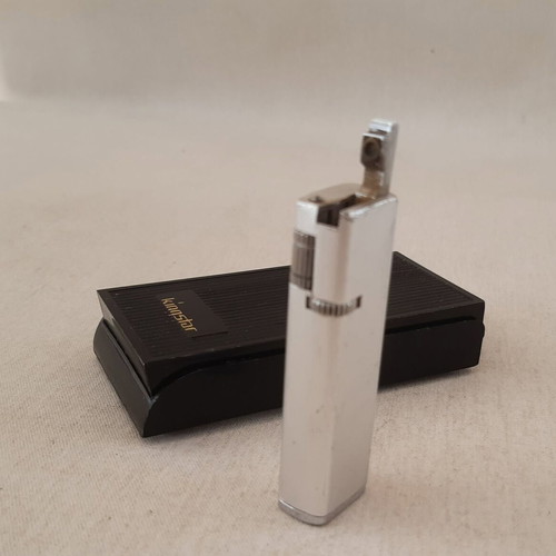 Kingstar vintage lighter used, made in Korea
