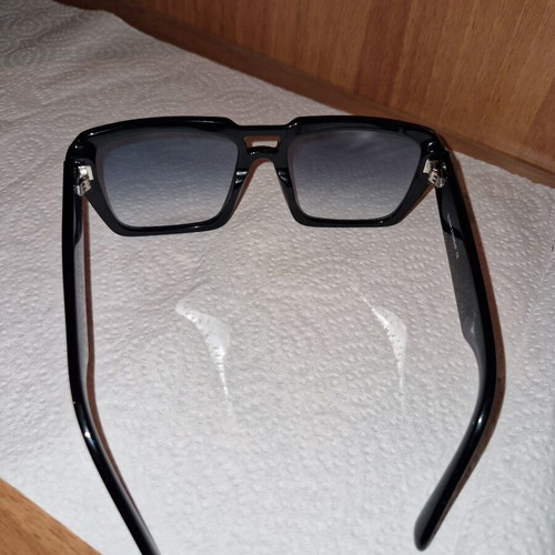 Oliver Eyewear sunglasses new with case, black