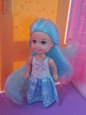 Doll small princess like new