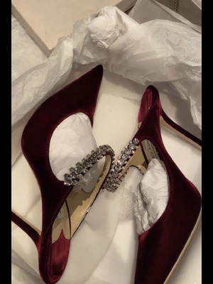 Jimmy Choo velvet pumps burgundy like new