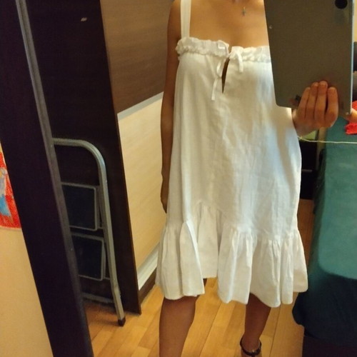 AXA white dress, medium-large size, airy and feminine