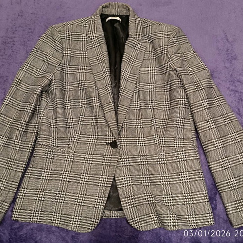 Mango women's jacket like new, black and white