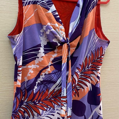 Zara Collection blouse size L like new, red and purple
