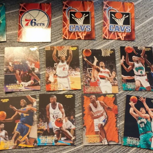 NBA Fleer Cards lot of 28 used cards 1996-1997
