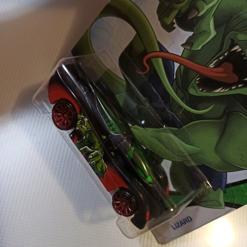 Hot Wheels Ultimate Spider-Man Lizard Power Pistons Marvel new