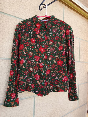 SheX vintage floral women's shirt, size S
