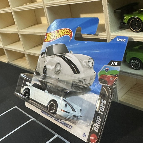 Hotwheels Porsche 911 Turbo Cabriolet new, sealed
