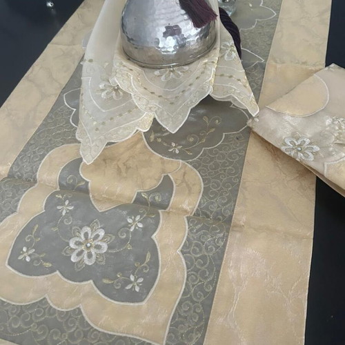 Living room table runner set new 16 pieces