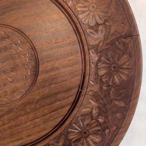 Vintage wooden carved plate, 25 cm diameter
