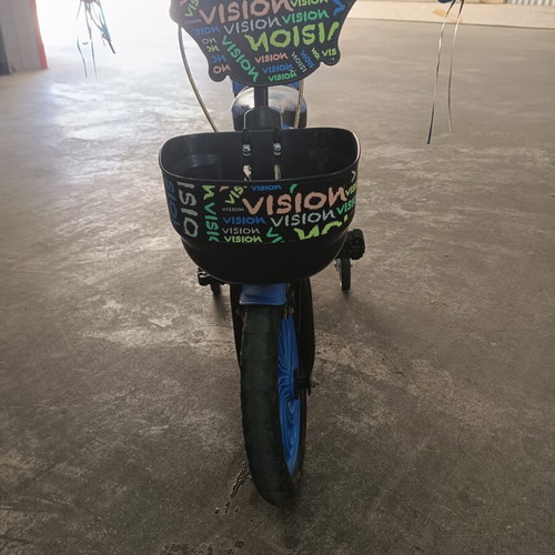 Boys' children's bicycle 16 inch with basket and training wheels