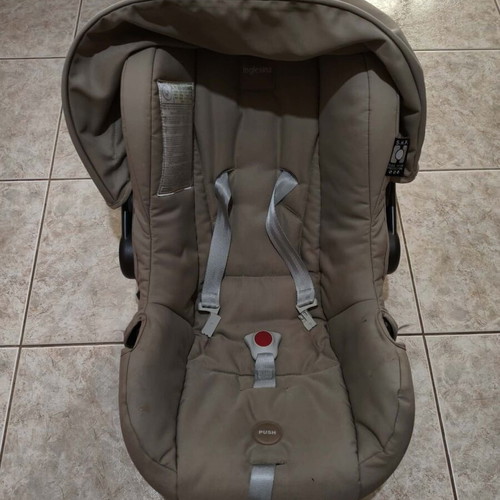 Inglesina Trilogy stroller used with footmuff and bag