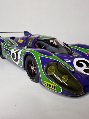 AutoArt Porsche 917LH "Hippie" 1:18 scale metal model new