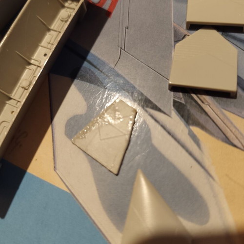 Italeri F-22 Raptor 1/48 scale model kit