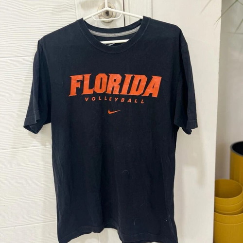 Nike Florida Volleyball T-shirt used, size medium unisex