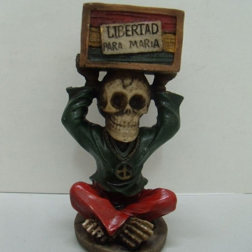 Libertad Para Maria figure used, poliresin, 14.5 cm height