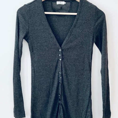 Venus Victoria cardigan like new, gray, size S