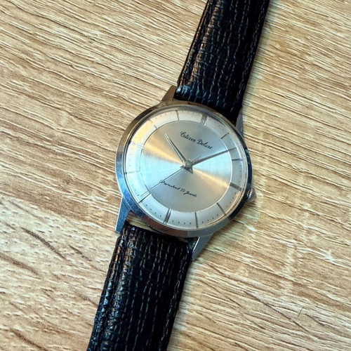 Citizen Deluxe Vintage wristwatch like new with new leather strap