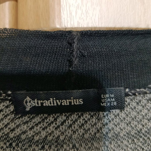 Stradivarius black and white cardigan with fringes like new, size M