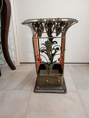 Brass umbrella stand like new, height 43 cm