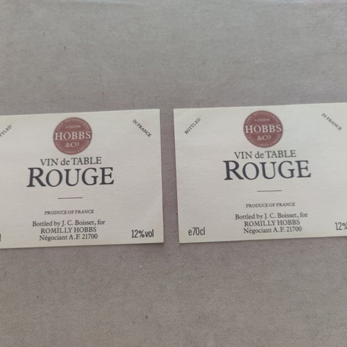 Classic Wine Labels Collection unused, pack of 16 from English vintners