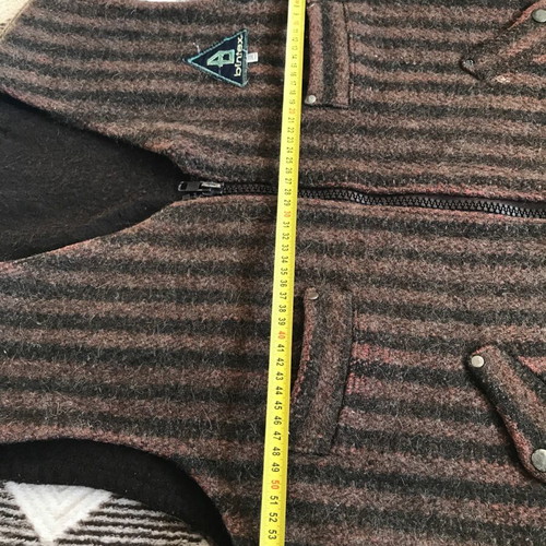 Men's vest like new, very warm, one size
