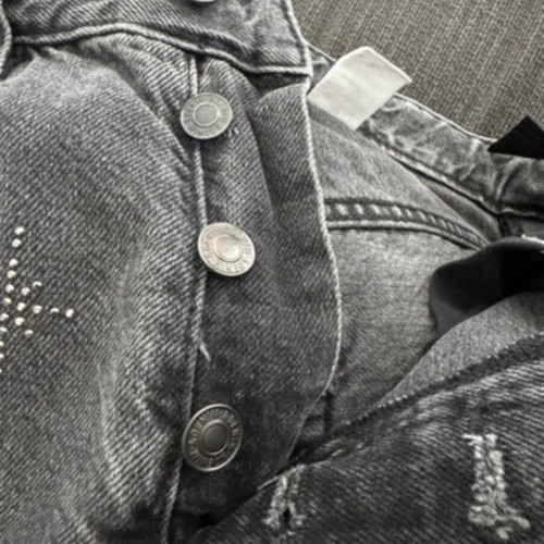 H&M jeans like new with rhinestones gray size 28