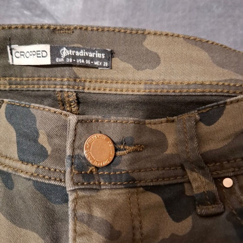 Stradivarius military pants like new, brown and green, size S