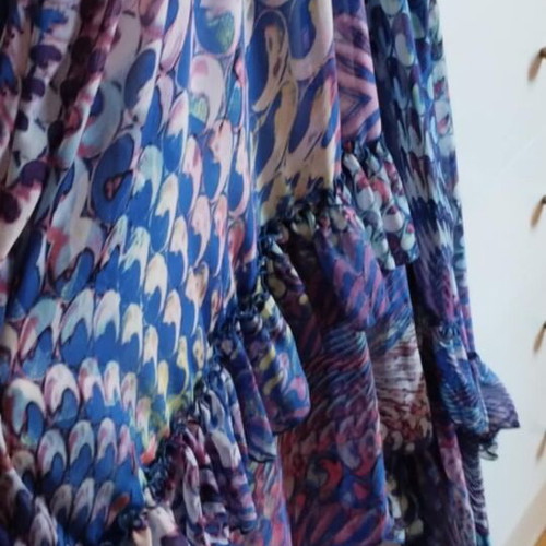 Dress like new, long colorful with elastic waist and sleeves