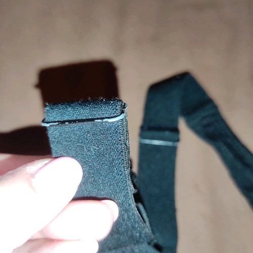 Sports bra used, size M