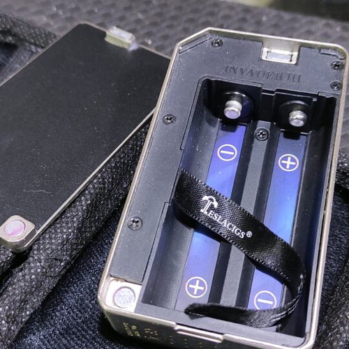 Tesla Invader III by Teslacigs dual 18650 vape mod used
