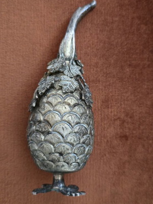 Old rantisthiri used, damaged base, missing one leg