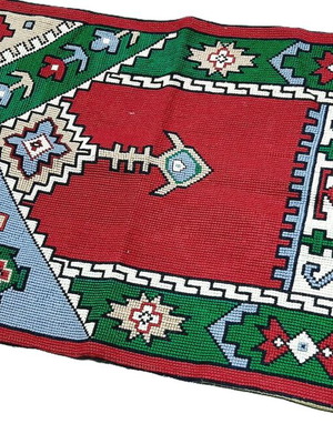 Vintage Bulgarian handwoven wool wall rug, like new, 83×53 cm