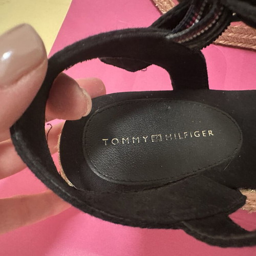Tommy Hilfiger platform sandals used, size 37, black with gold details