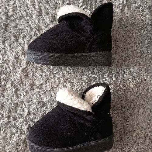 Baby boots size 19 like new, warm and comfortable