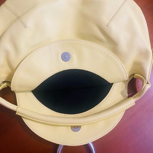 Andrea Mabiani leather bag like new, lemon color, croissant shape