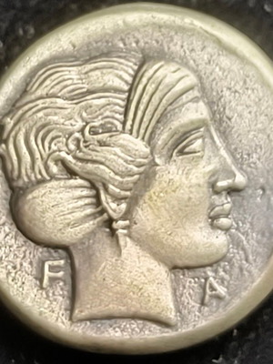 Silver replica like new, 8.8g, .925 silver
